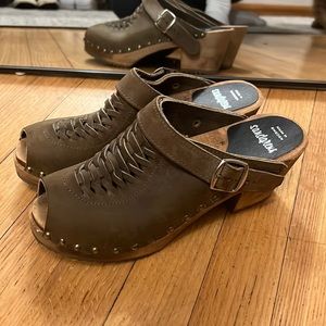 Sandgrens Peep Toe Clogs - Made in Sweden